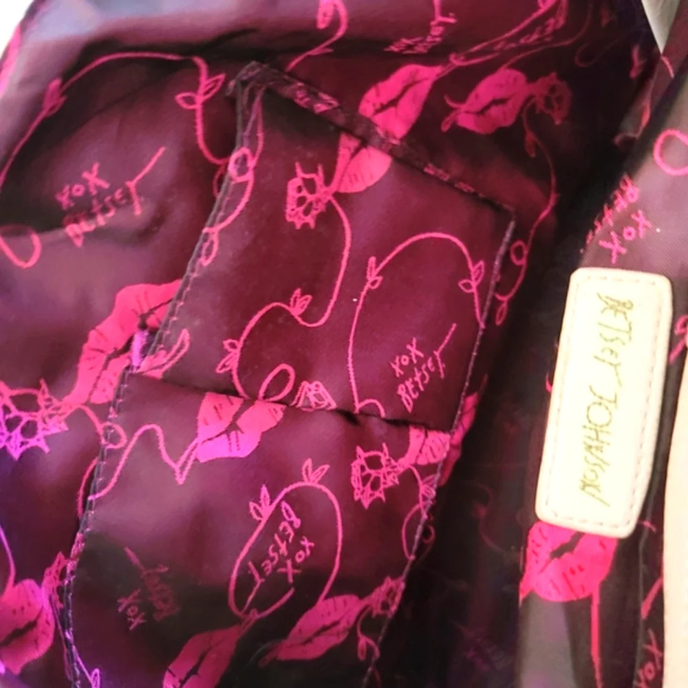 Betsey Johnson floral tote purse/ bag! - Picture 13 of 16